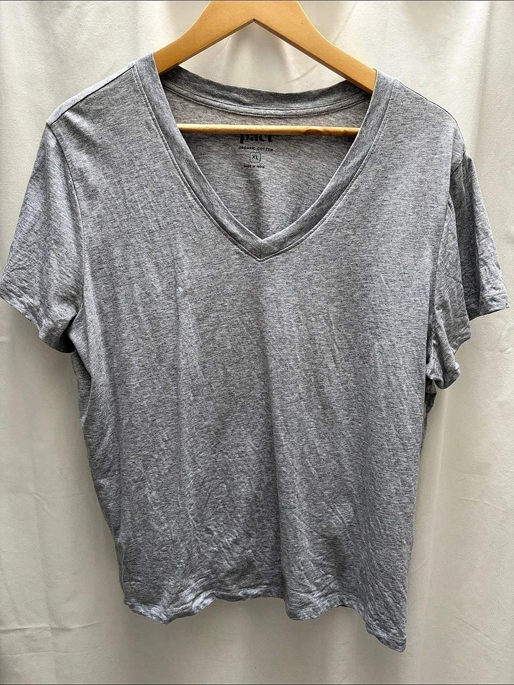 Pact Organic Cotton V-Neck T-Shirt Bundle XL